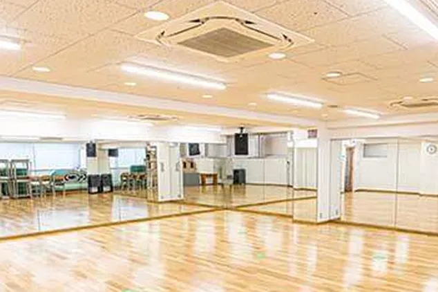 レッスンスタジオⅠ（＋男子ロッカールーム）