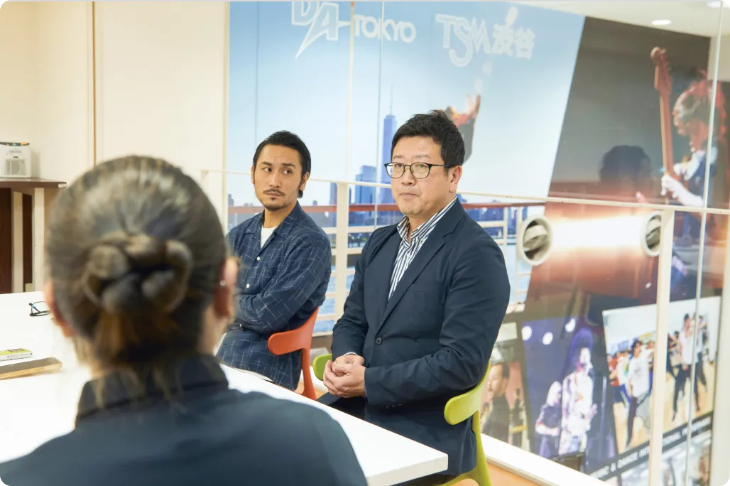 高木さんと新岡さんの様子