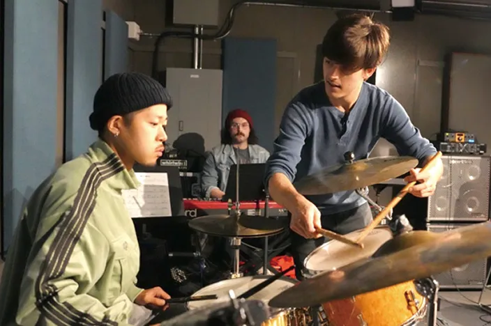 ミュージシャン（対面／オンライン）