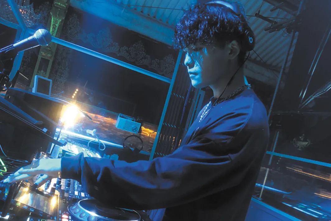 プロミュージシャン ワールド 音楽テクノロジー科